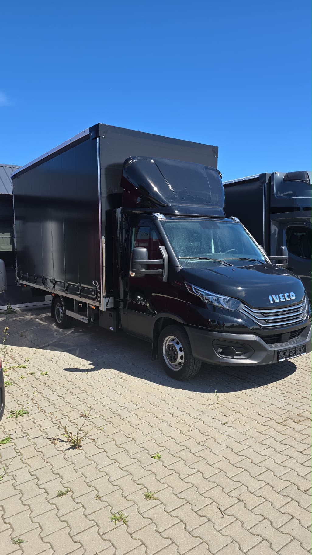 Ciężarówka IVECO floty Podsada Transport gotowa do transportu drogowego